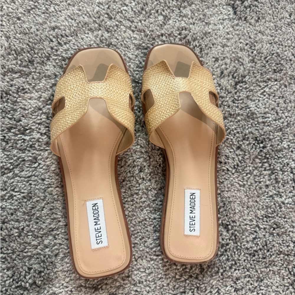 Steve Madden Beige Slide Sandals